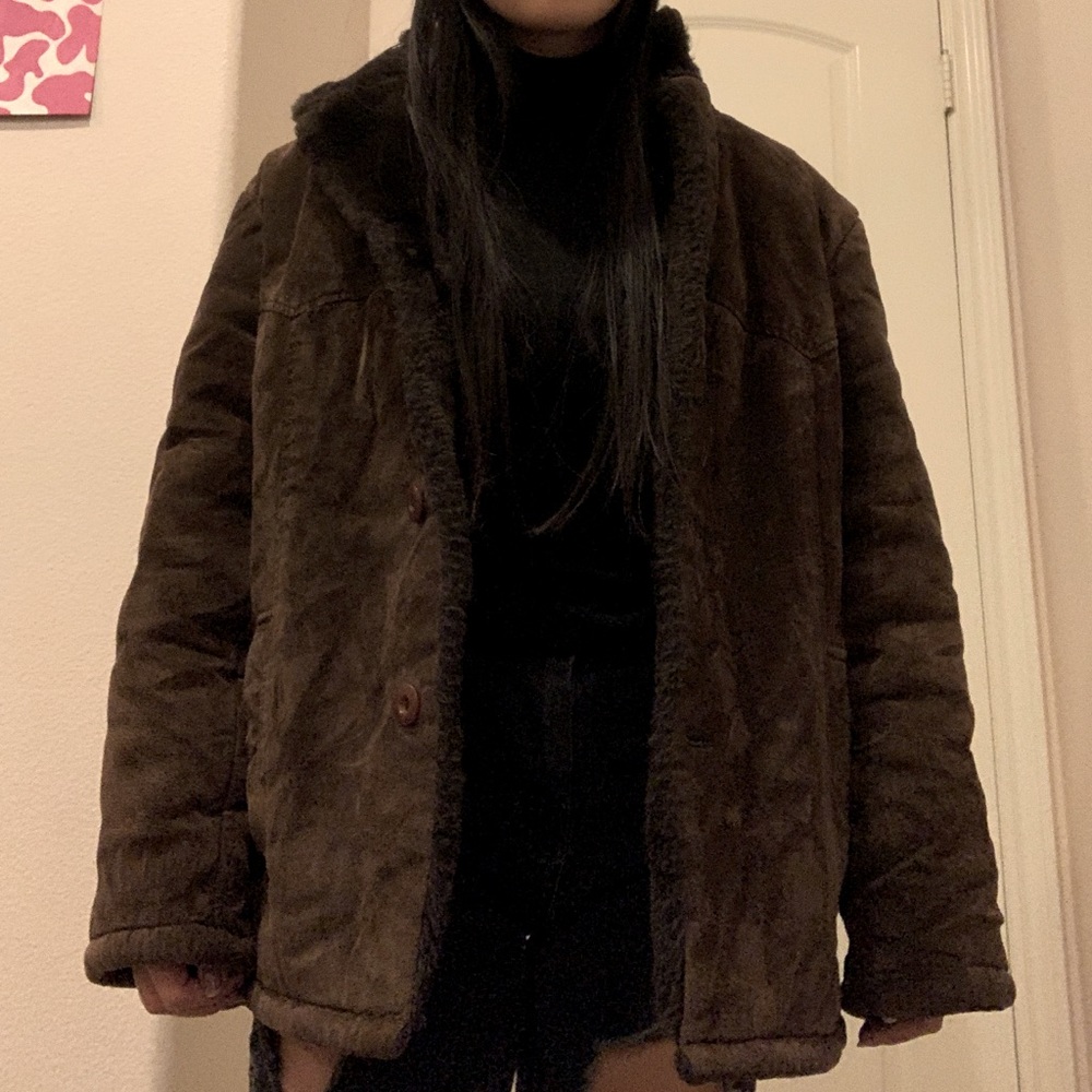 Chocolate brown leather vintage Guess jacket!